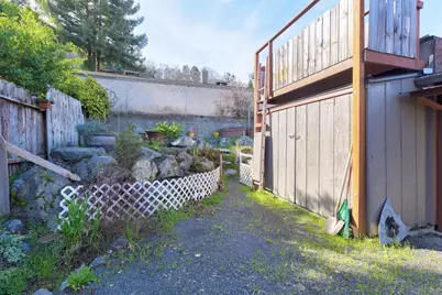 903 NW Hewitt Lane, Grants Pass, OR 97526 - Photo 21