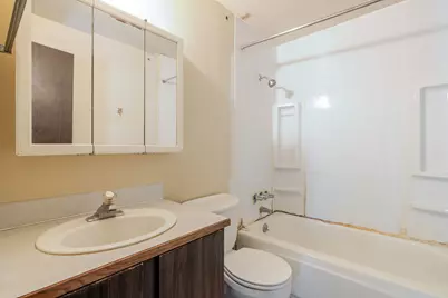 1700 NE Wells Acres Road #APT 38, Bend, OR 97701 - Photo 13