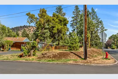 608 NE 10th Street, Bend, OR 97701 - Photo 13
