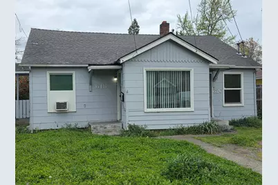 618 SE M Street, Grants Pass, OR 97526 - Photo 1