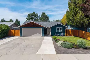 1255 SW 28th St, Redmond, OR 97756 - Photo 35