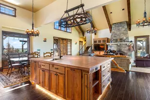 71275 Holmes Rd, Sisters, OR 97759 - Photo 13