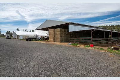 71275 Holmes Road, Sisters, OR 97759 - Photo 59