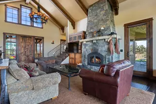 71275 Holmes Rd, Sisters, OR 97759 - Photo 5
