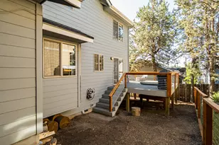 915 NW Saginaw Ave, Bend, OR 97703 - Photo 43