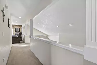 997 N Mountain Avenue, Central Point, OR 97502 - Photo 21