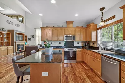 997 N Mountain Avenue, Central Point, OR 97502 - Photo 9