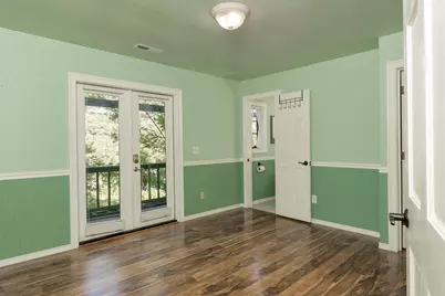 383 N 5th Avenue, Gold Hill, OR 97525 - Photo 15