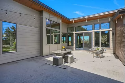 64144 Pioneer Loop, Bend, OR 97701 - Photo 121