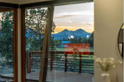 64144 Pioneer Loop, Bend, OR 97701 - Photo 65