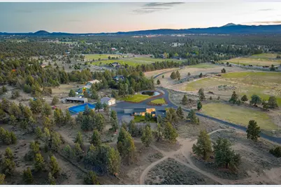 64144 Pioneer Loop, Bend, OR 97701 - Photo 183