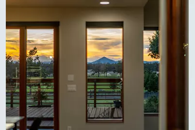 64144 Pioneer Loop, Bend, OR 97701 - Photo 25