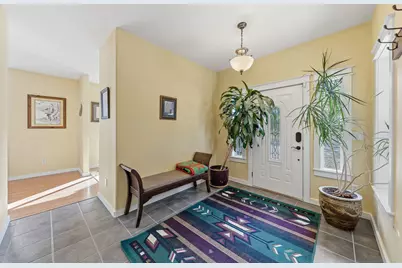 158 Rockingham Circle, Eagle Point, OR 97524 - Photo 3