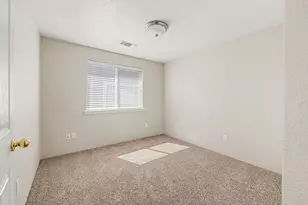 2200 Lara Ln, Central Point, OR 97502 - Photo 13