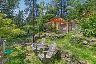71 Scenic Dr, Ashland, OR 97520 - Photo 33