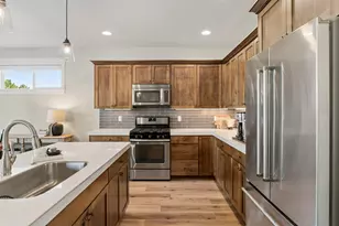 650 Wildwood Falls Ct, Redmond, OR 97756 - Photo 35