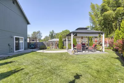 1074 SE Christie Place, Grants Pass, OR 97526 - Photo 31