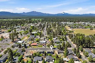 210 N Maple St, Sisters, OR 97759 - Photo 59