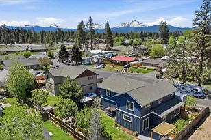 210 N Maple St, Sisters, OR 97759 - Photo 57