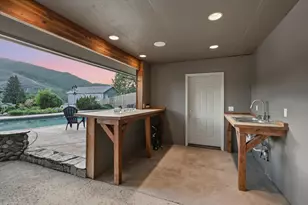 305 Woodville Way, Rogue River, OR 97537 - Photo 41