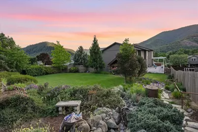 305 Woodville Way, Rogue River, OR 97537 - Photo 33