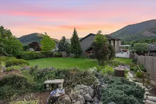 305 Woodville Way, Rogue River, OR 97537 - Photo 33