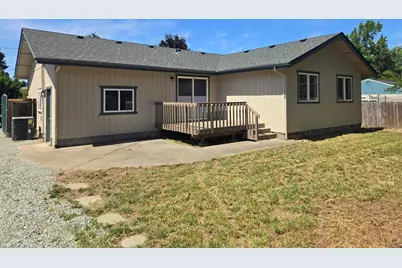 123 Laubach Lane, Grants Pass, OR 97526 - Photo 3