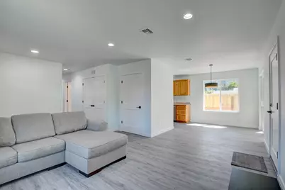 1637 Carnahan Drive, Grants Pass, OR 97527 - Photo 7