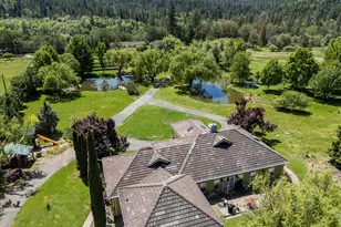 710 Debrick Way, Grants Pass, OR 97526 - Photo 3