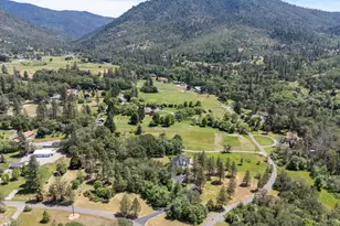 710 Debrick Way, Grants Pass, OR 97526 - Photo 51