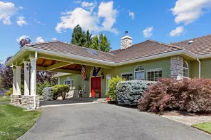 710 Debrick Way, Grants Pass, OR 97526 - Photo 13