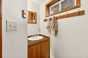 4343 Pioneer Rd, Medford, OR 97501 - Photo 39