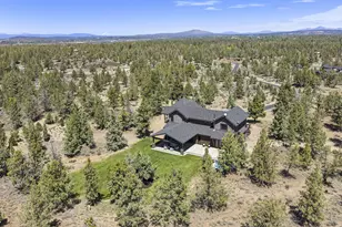 20055 Pacific Hts Rd, Bend, OR 97703 - Photo 61