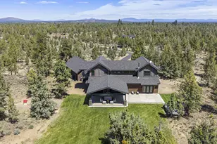 20055 Pacific Hts Rd, Bend, OR 97703 - Photo 59