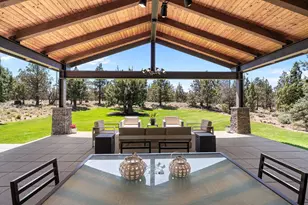 20055 Pacific Hts Rd, Bend, OR 97703 - Photo 57