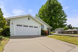 1113 Wylie Ln, Grants Pass, OR 97527 - Photo 27