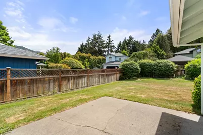 1113 Wylie Lane, Grants Pass, OR 97527 - Photo 23