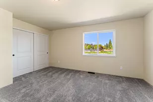 167 SE Champagne Ct, Grants Pass, OR 97527 - Photo 29