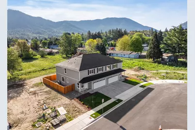 167 SE Champagne Court, Grants Pass, OR 97527 - Photo 33