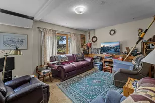 2291 NE 8th St, Bend, OR 97701 - Photo 5