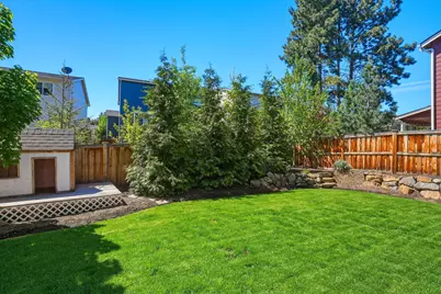 19987 Badger Road, Bend, OR 97702 - Photo 25