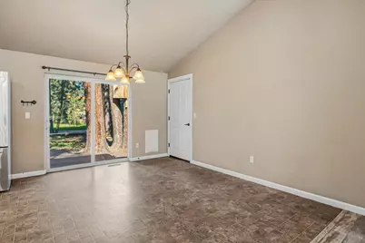 59665 Cheyenne Road, Bend, OR 97702 - Photo 9