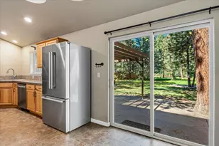 59665 Cheyenne Rd, Bend, OR 97702 - Photo 15