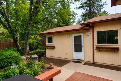 144 Worden Way, Grants Pass, OR 97527 - Photo 17