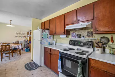 2323 NE 8th Street, Bend, OR 97701 - Photo 23