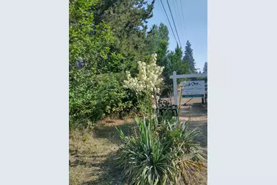2323 NE 8th Street, Bend, OR 97701 - Photo 15