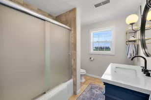 21298 SW Young Ave, Bend, OR 97701 - Photo 17
