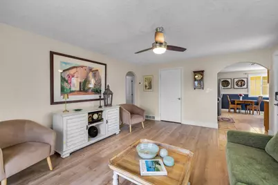 21298 SW Young Avenue, Bend, OR 97701 - Photo 7