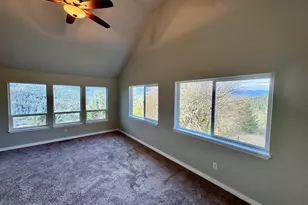 901 Manzanita Dr, Rogue River, OR 97537 - Photo 27