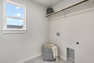 3334 NW 7th St, Redmond, OR 97756 - Photo 13